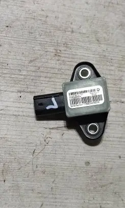Jeep Cherokee Airbag deployment crash/impact sensor P56038976AA 39754C TS9QEE024SG036
