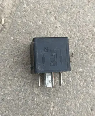 Volkswagen Transporter - Caravelle T4 Other relay 9441160 F0506