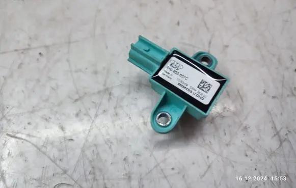 Audi Q5 SQ5 Airbag deployment crash/impact sensor 8K0955557C