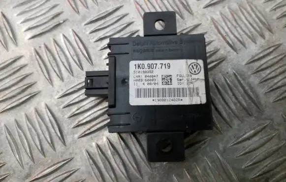Volkswagen Golf V Alarm control unit/module 1K0907719