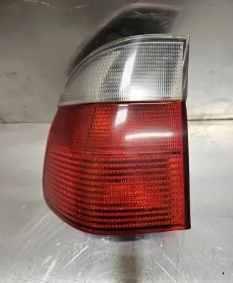 BMW 5 E39 Rear/tail lights 393327