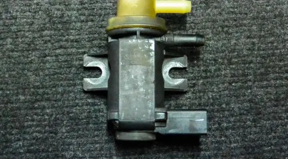 Skoda Yeti (5L) Turbo solenoid valve 03L131051BJ
