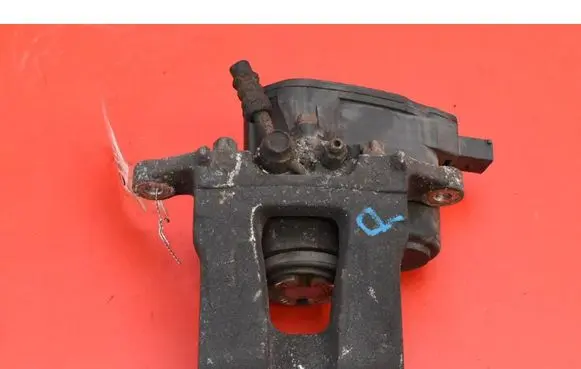 Hyundai i40 Rear brake caliper