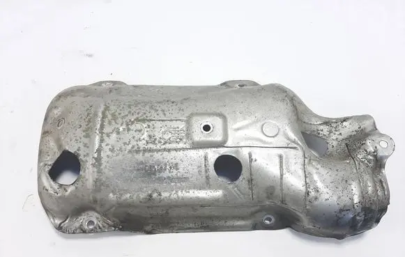 Opel Zafira C Heat shield in engine bay 55562332