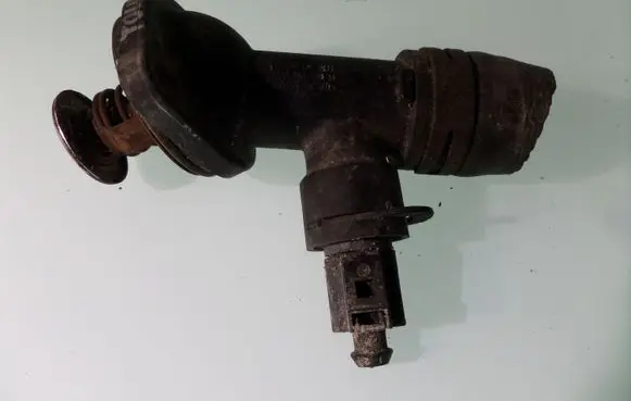 Thermostat/thermostat housing