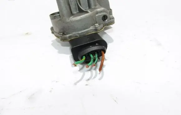 Skoda Octavia Mk1 (1U) Wiper motor 1J1955113C