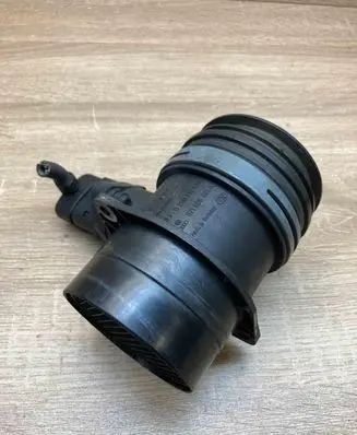 Volkswagen Golf VI Mass air flow meter 071906461A 0280217529 Used
