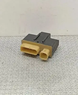 Peugeot 308 Glow plug pre-heat relay 9662570880 018010953 2137415