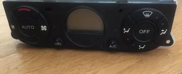 Ford Mondeo Mk III Climate control unit 1S7H18C612AF