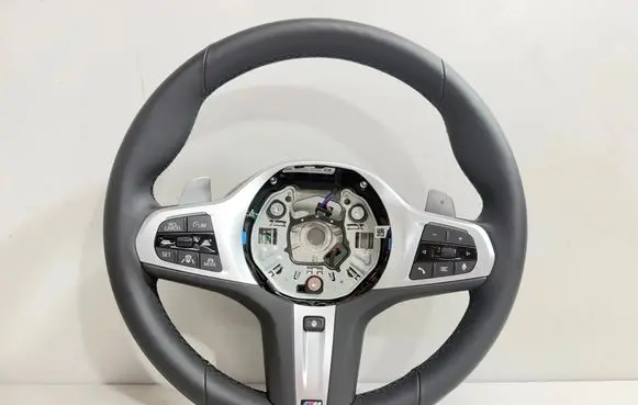 BMW 4 G22 G23 G24 G26 Steering wheel 8746693 8746678