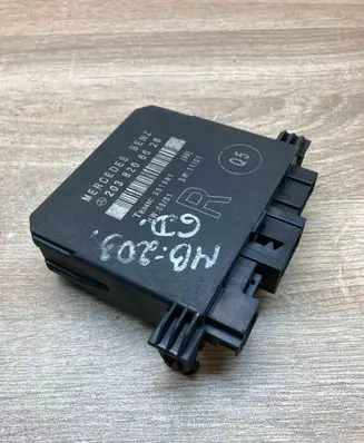 Mercedes-Benz C W203 Door control unit/module 2038206626 351391Main