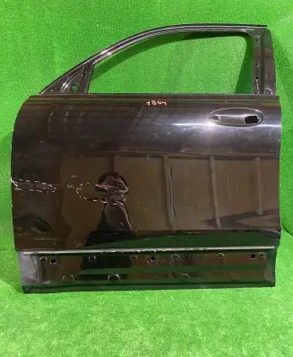 Mercedes-Benz GLB x247 Front door
