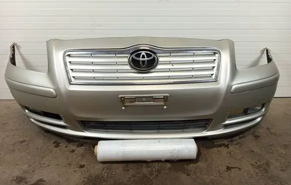 Toyota Avensis T250 Front bumper ZDERZAVENT25
