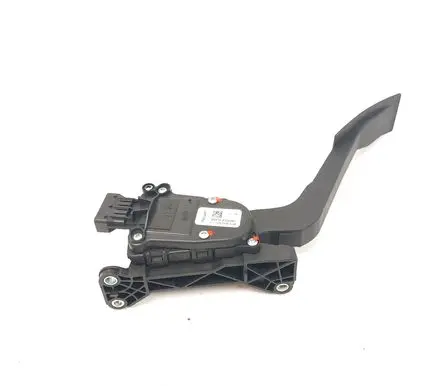 Nissan Navara D23 Accelerator throttle pedal 180024KJ0A 6PV93390113