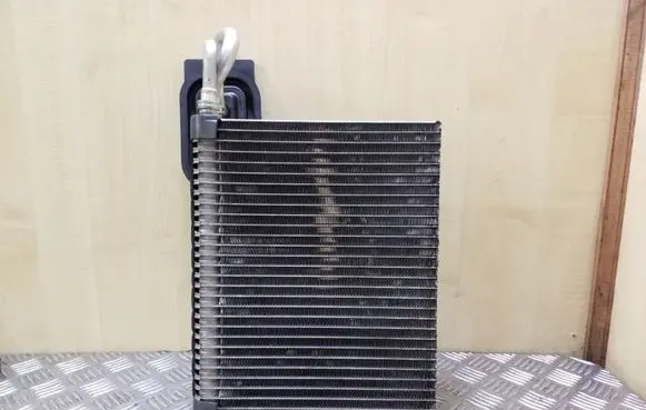 Air conditioning (A/C) radiator (interior)