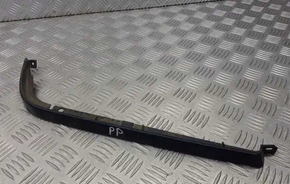 Mercedes-Benz C W202 Under headlight/headlamp trim 2028260877