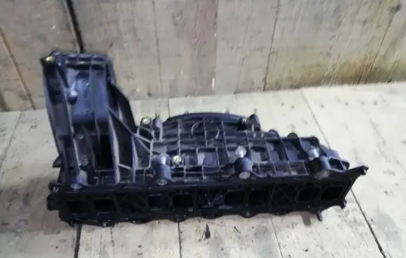 Mercedes-Benz E W212 Intake manifold A6510903037