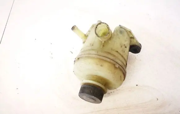 Mazda 626 Power steering fluid tank/reservoir