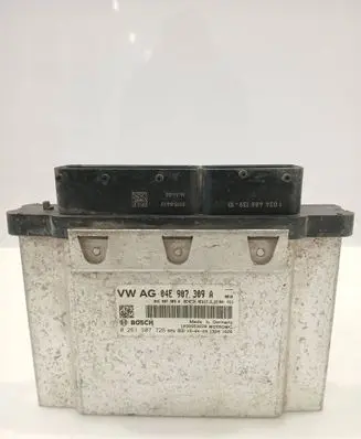 Volkswagen Golf VII Engine control unit/module 04E907309A