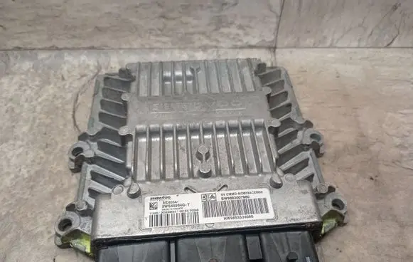 Peugeot 407 Engine control unit/module 9663007980 5WS40264GT 9655534080