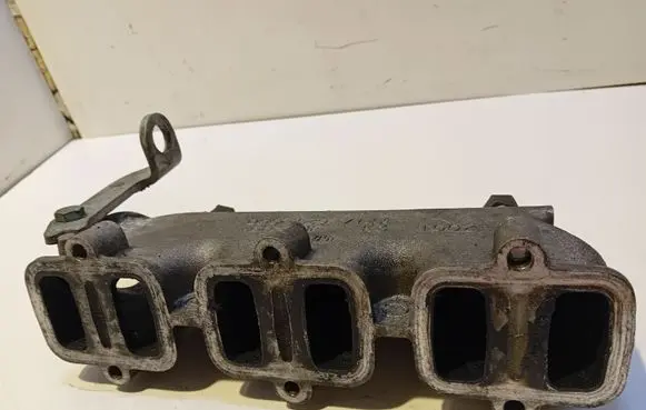 Audi A4 S4 B5 8D Intake manifold 059129714A