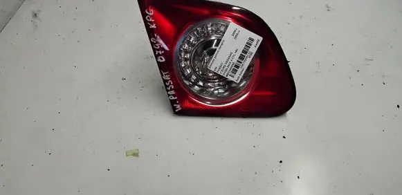 Volkswagen PASSAT B6 Tailgate rear/tail lights