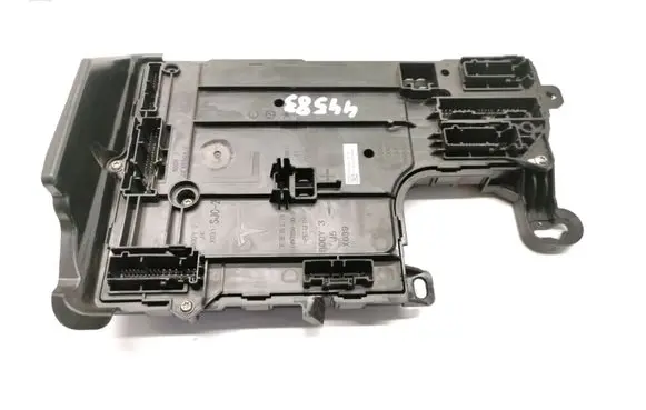 Tesla Model 3 Comfort/convenience module 1567455-00-B
