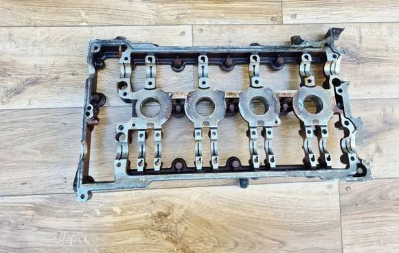 Audi A4 S4 B6 8E 8H Engine head 06B103127