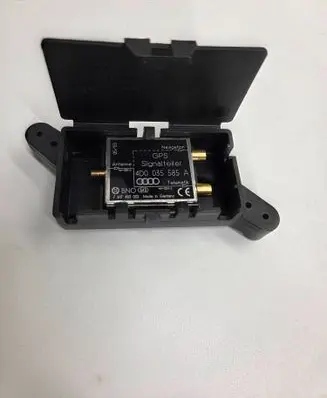 Audi A6 S6 C5 4B Aerial antenna amplifier 4D0035585A 7617483002