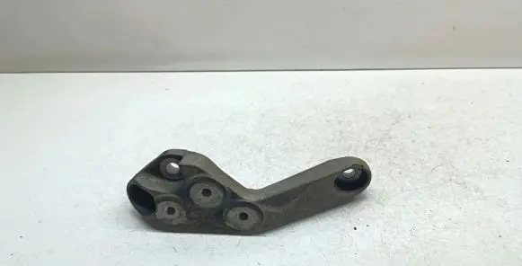 Opel Mokka Engine mounting bracket 25947953