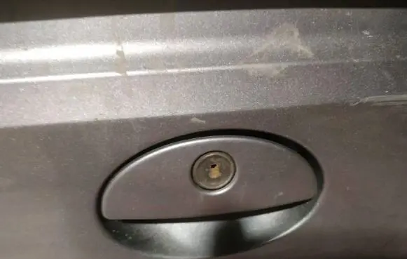 Mercedes-Benz A W168 Tailgate exterior lock 