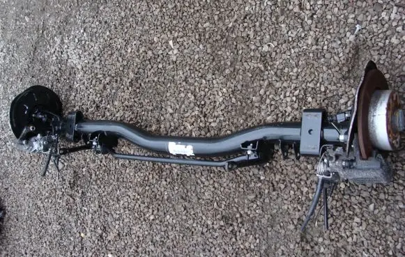 Volkswagen Caddy Rear axle beam with reductor 2k5500051h
