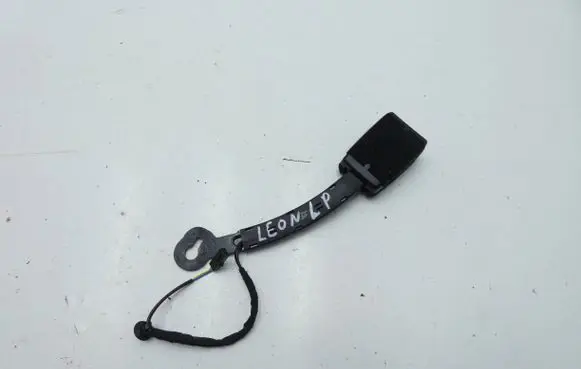 Seat Leon (5F) Front seatbelt buckle 5F0857755A