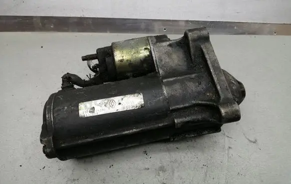 Renault Scenic II - Grand scenic II Starter motor D7R35 113209