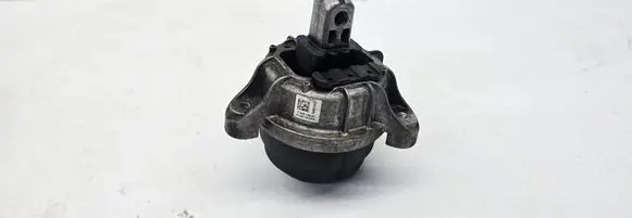 BMW 5 GT F07 Engine mount bracket 7935142