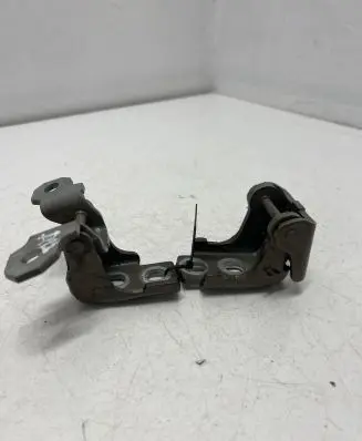 Renault Captur Rear door hinge set 804010016RF 804200003RK