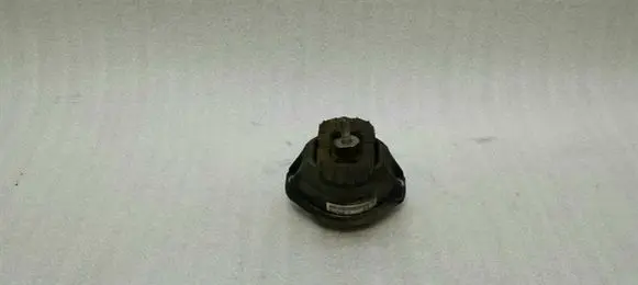 BMW 6 E63 E64 Engine mount bracket 6762608