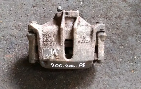 Peugeot 206 Front brake caliper