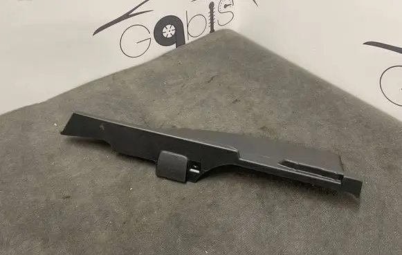 Tesla Model S (C) pillar trim 101033800D