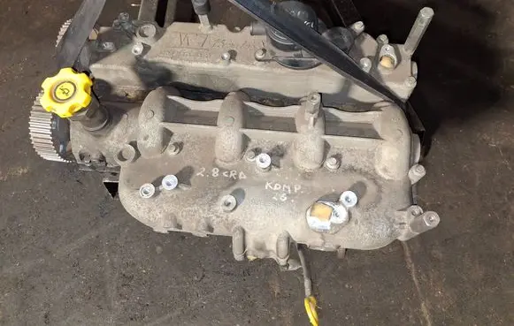 Chrysler Voyager Engine 90182360F