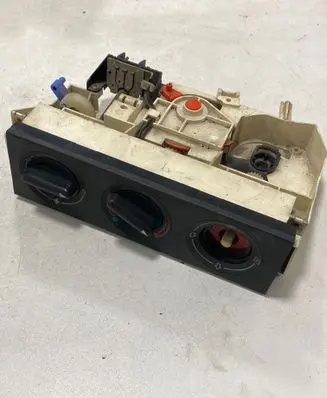 Citroen C4 I Climate control unit T1008542J