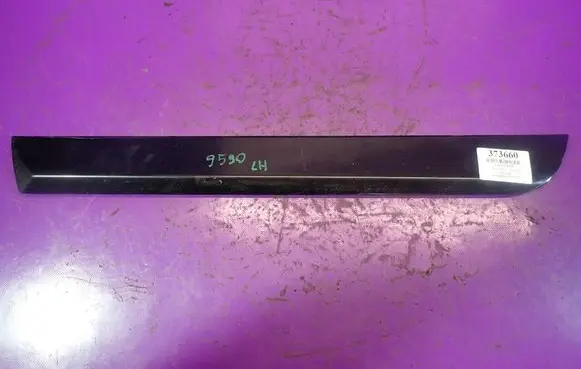 Audi A4 S4 B7 8E 8H Front door trim (molding) 