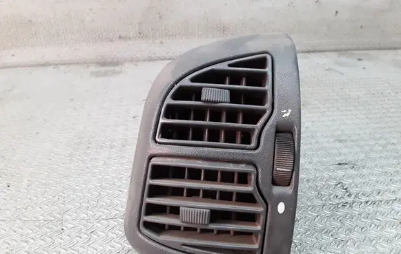 Fiat Ducato Dash center air vent grill