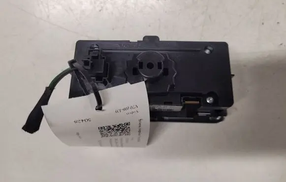 Volvo V70 Light switch 30739448