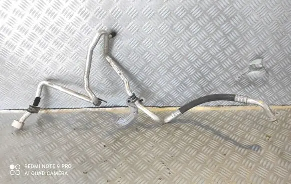 Renault Trafic III (X82) Air conditioning (A/C) pipe/hose 924807649R