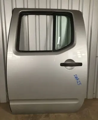 Nissan Navara D40 Rear door 