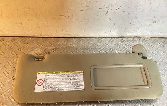 Toyota Land Cruiser (J200) Sun visor POM