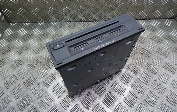 Audi RS3 GPS navigation control unit/module 8V0035035F 8V0035035B