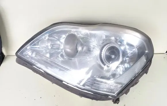 Mercedes-Benz GL X164 Headlight/headlamp A1648260391 5DV00829000