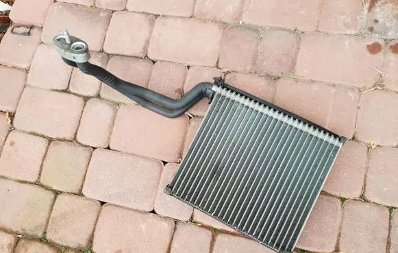 Audi A4 S4 B7 8E 8H Air conditioning (A/C) pipe/hose 81TYS
